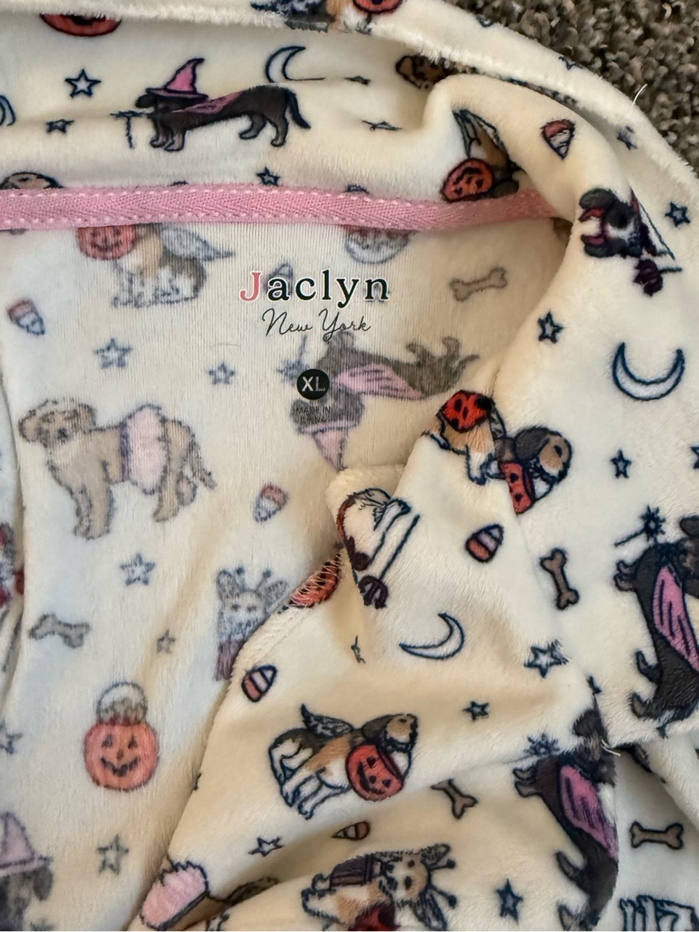 aden + anais White Halloween Puppy & Pumpkin Short Pajama Set - Picture 4 of 6